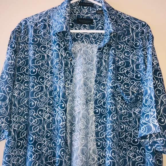 Gorgeous geometric patterns & colours💙🤍💙 - Picture 7 of 8